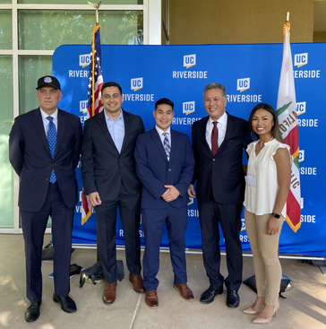 UCR SOM veteran students meeting Rep. Mark Takano