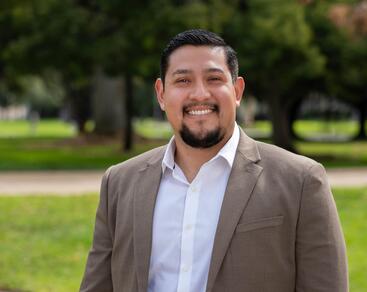steve-reyes-headshot2 Steve Reyes, PhD